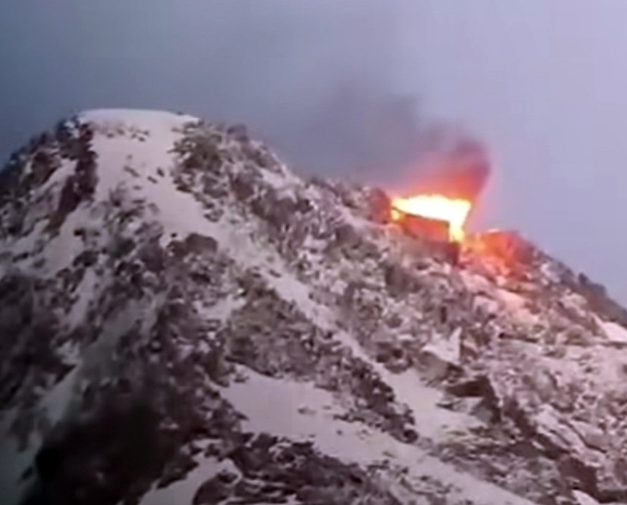 Incendio a Capanna Lago Scuro