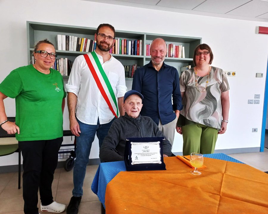 Sfruz festeggia i 100 anni di Narciso Biasi