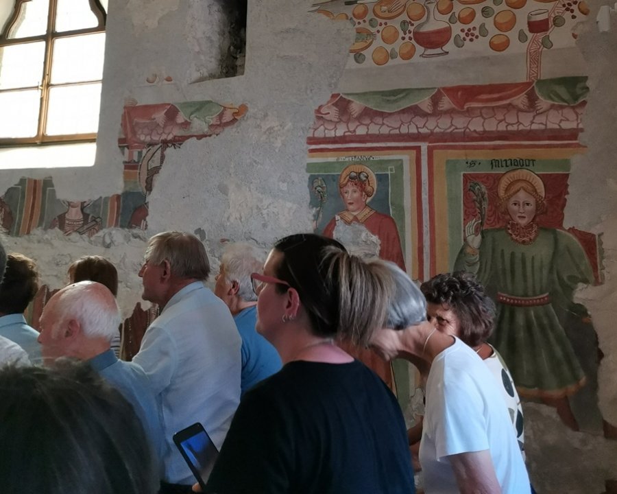Una chiesa restaurata e 18 ministri eucaristici per il vescovo Lauro Tisi