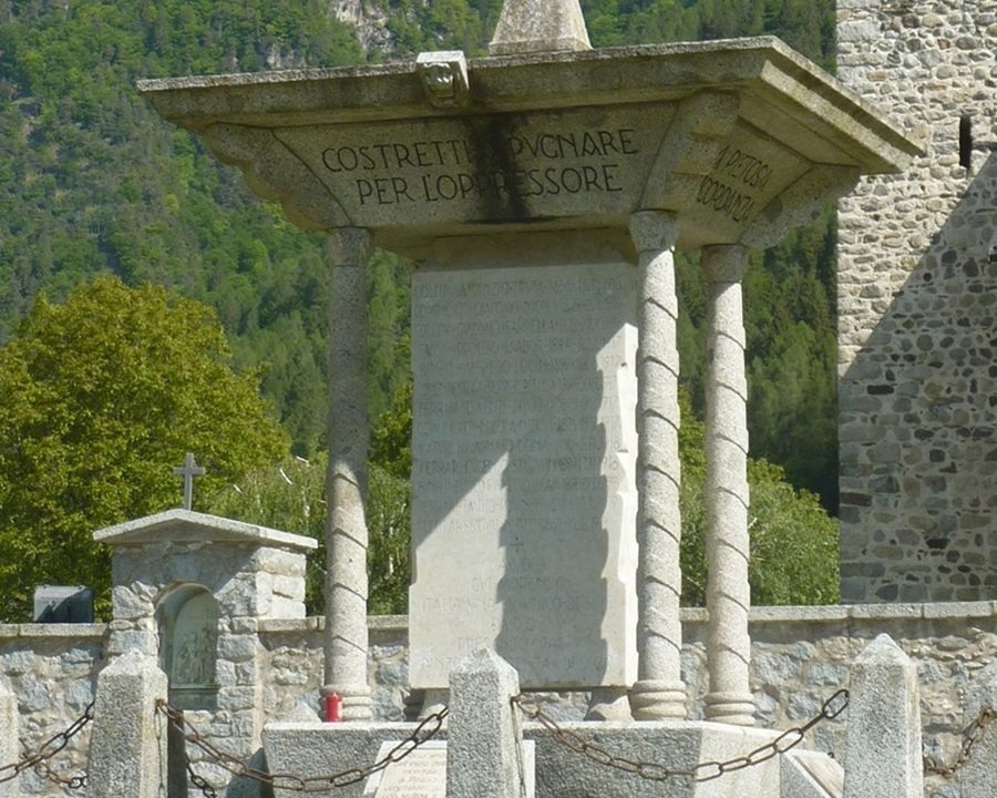 Pinzolo celebra il centenario del Monumento ai Caduti