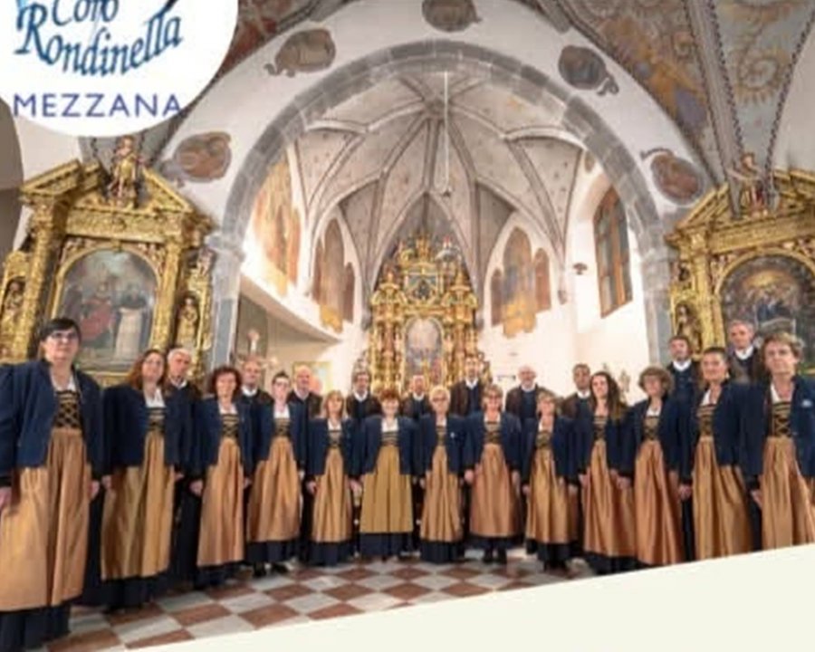 A Mezzana si incontrano i cori Rondinella e 7 Larici