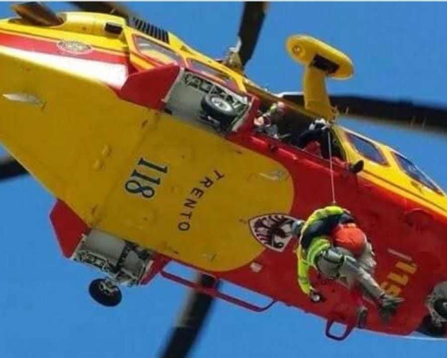 Cade con la bici, ragazzo all'ospedale