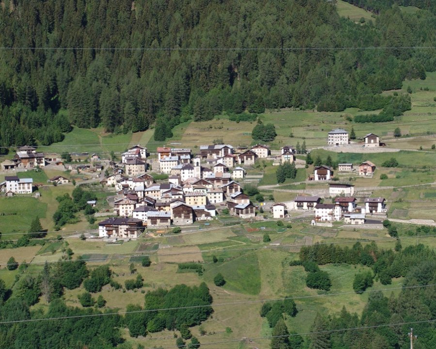 A naso in su 