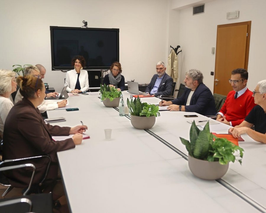 Scuola, ieri l’incontro costruttivo con i sindacati sul personale docente